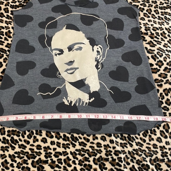 FRIDA KAHLO Tank Top Stretch Heart Grey Large Handmade Heart Mexican Latinx LA - Picture 3 of 13
